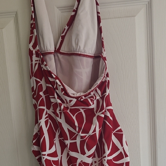 Jantzen One Piece Swimsuit in Red and White - Picture 5 of 7